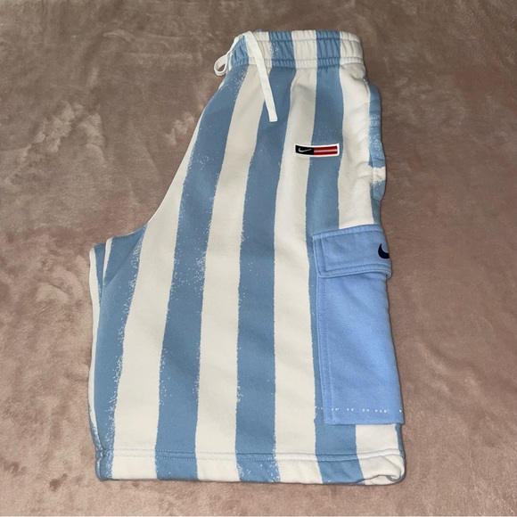 Nike short size S - Picture 4 of 8
